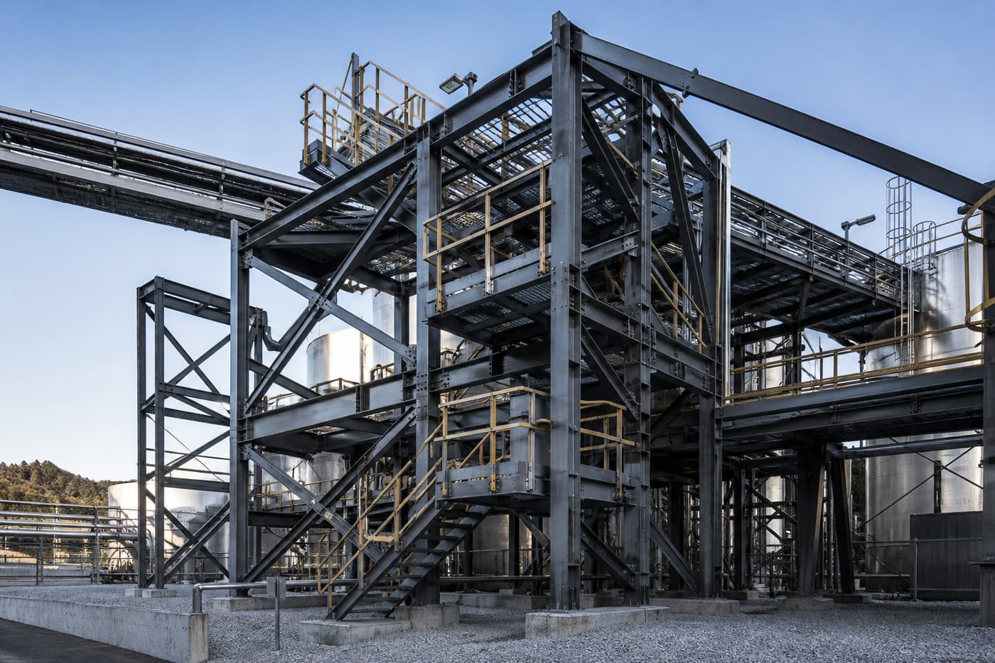 Estructura industrial de acero fabricada e instalada